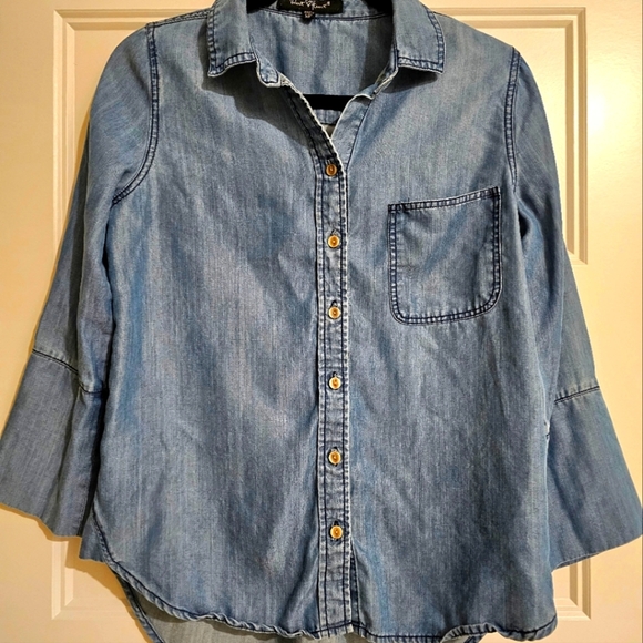 Velvet Heart Long Sleeve Jean Shirt sz xs - Picture 1 of 5